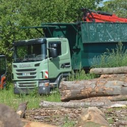 LKW Kaminholz Brennholz Lieferung